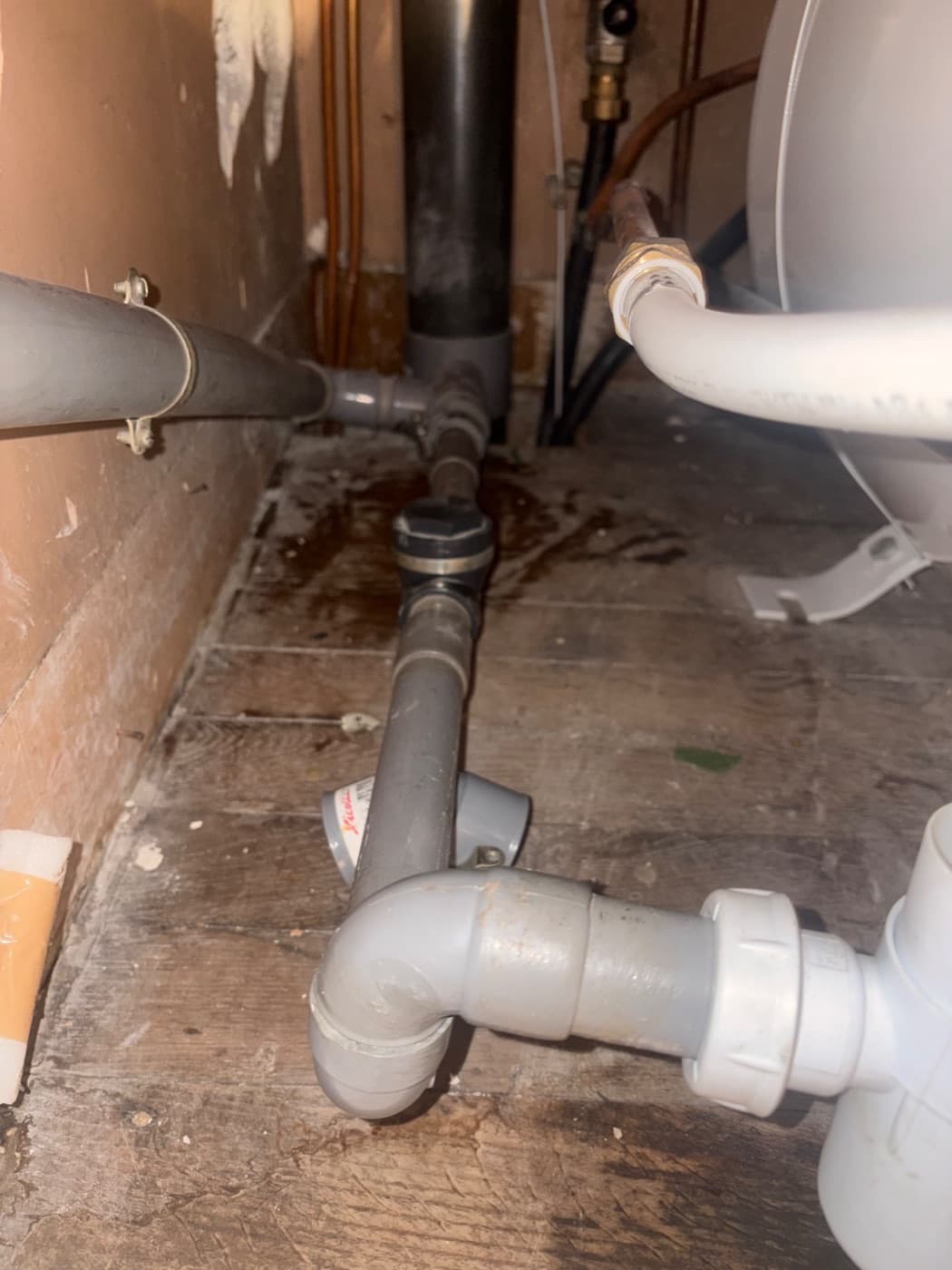 Vidange et débouchage du groupe de sécurité d'un ballon à Houilles à Houilles - photo 2